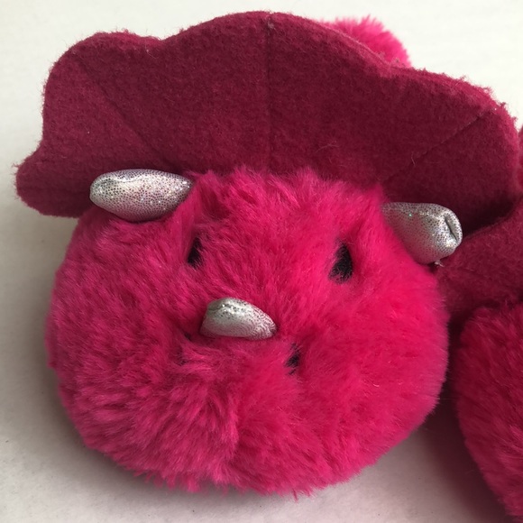 Girls Slippers - Picture 2 of 6